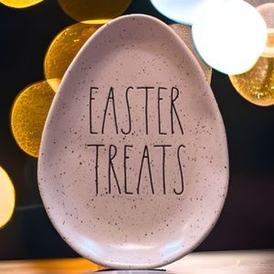 One Rae Dunn pink speckled EASTER TREATS EGG plate Easter